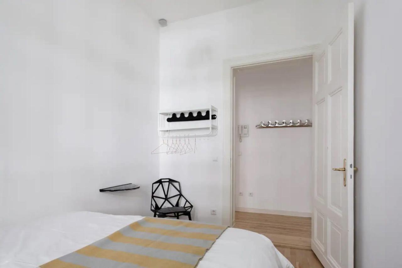 Luxury 2 Bedroom Apartment In The Heart Of Mitte, Berlin Kültér fotó