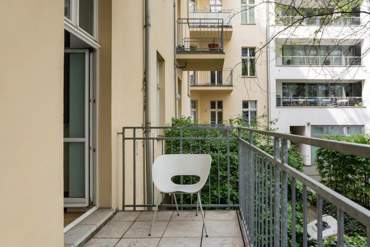 Luxury 2 Bedroom Apartment In The Heart Of Mitte, Berlin Kültér fotó